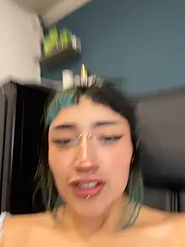 baby_akuma_ webcam