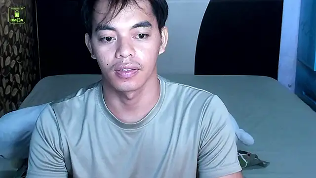 Crazyasiancum1 live cam on StripChat