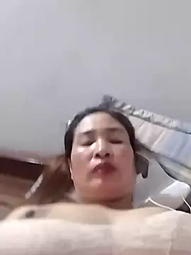 Wettt93's cam show statistics and live stream