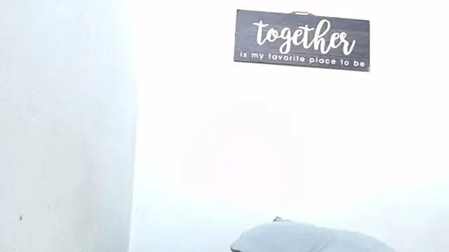 alejandra_c19c webcam