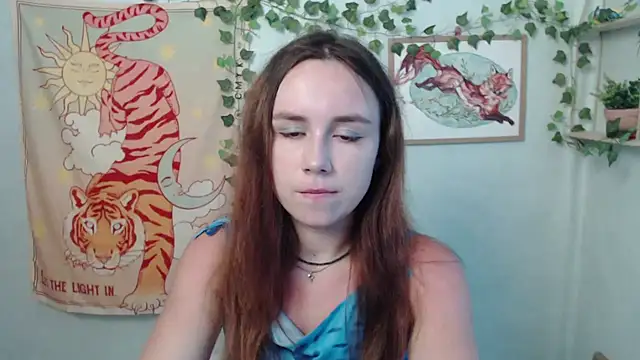 VeryVeryVeryShy_ live cam on StripChat
