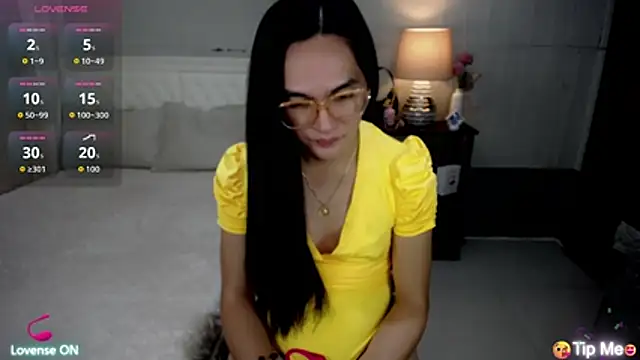 AsianSweetHeartxX live cam on StripChat