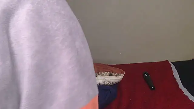 CherieBlushX live cam on StripChat