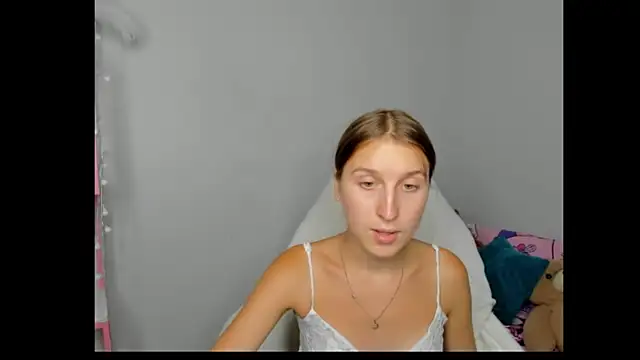 Xenia_paradise live cam on StripChat