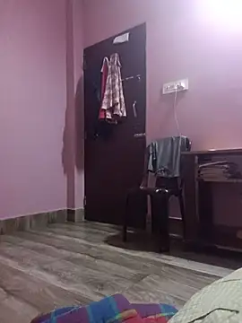 Bristy_BigBoobs live cam on StripChat