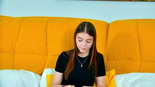 EricaFoxes live cam on StripChat