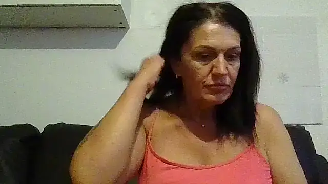 RubyyRosee live cam on StripChat