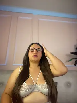 LuisAny live cam on StripChat