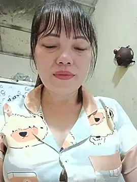 Sana-vn live cam on StripChat