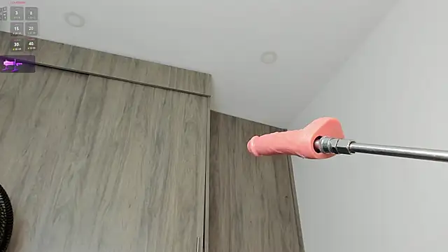 idkusethis live cam
