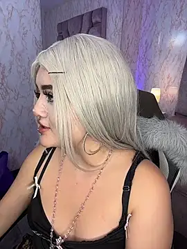 lya_nekko_ webcam