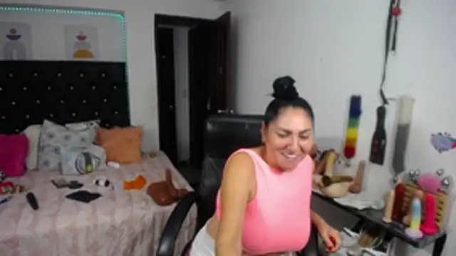 mature_bigboobs10 webcam