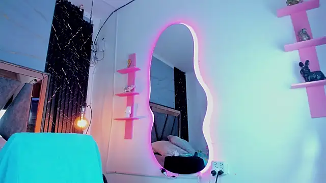 miia_deluxe - Miia_Deluxe's free webcam - UK Sex Cams