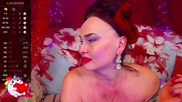 hotzlata live cam on StripChat