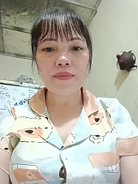 Sana-vn live cam on StripChat