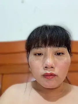 nuomi6 - Nuomi6's free webcam - UK Sex Cams