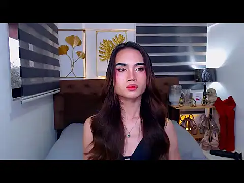 JuicyCockThea live cam on StripChat