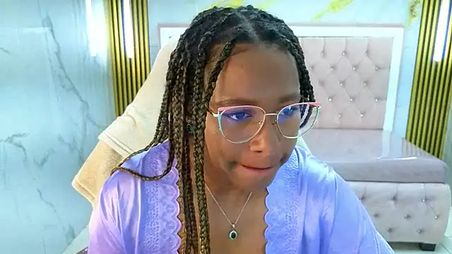 Zarah_s live cam on StripChat