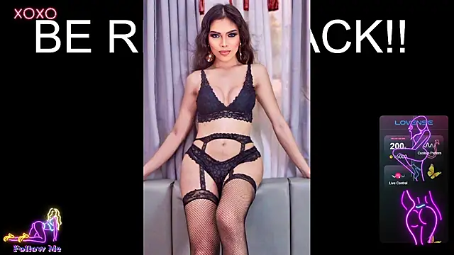 izabella_moore webcam