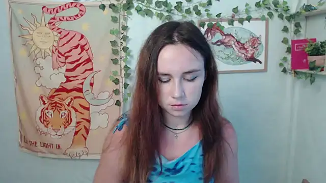 VeryVeryVeryShy_ live cam on StripChat