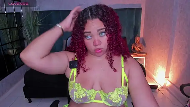 AngelaCoffee live cam on StripChat