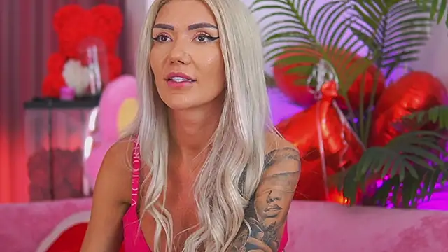 fallingangel live cam on StripChat