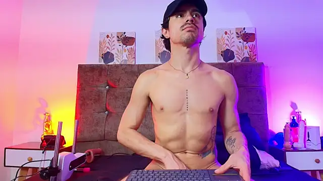 Ethan_Briggs_ webcam
