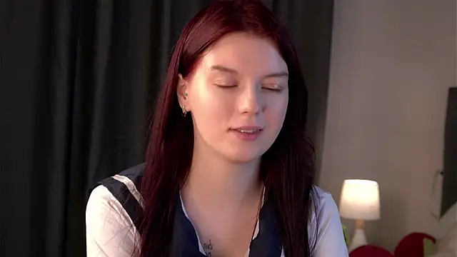 SelmaCarolfi live cam on StripChat