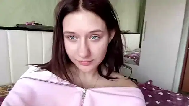 LoticCrawl live cam on StripChat