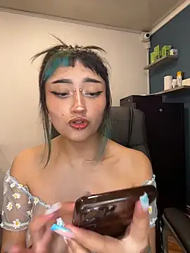 baby_akuma_ webcam
