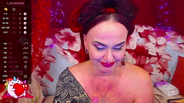 hotzlata - Hotzlata's free webcam - UK Sex Cams