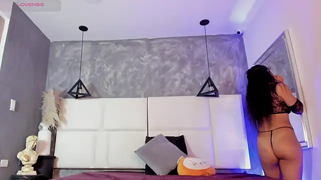 Sofia_Clauss_ live cam on StripChat