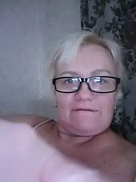 Mayya4321 live cam on StripChat