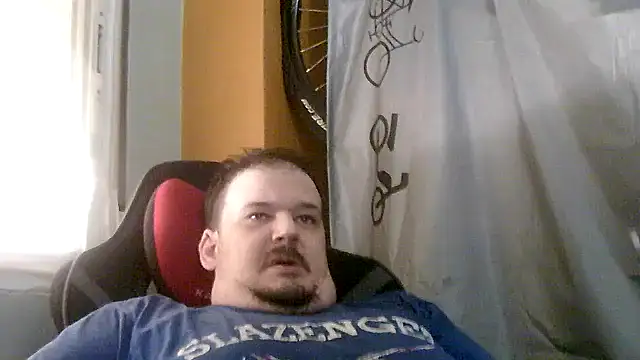 porkorossy live cam on StripChat