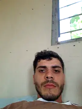 Handsomeboy3344 live cam on StripChat