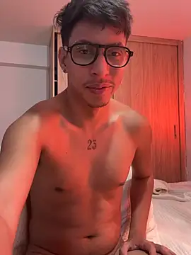 jack_frostt - Jack_Frostt's free webcam - UK Sex Cams