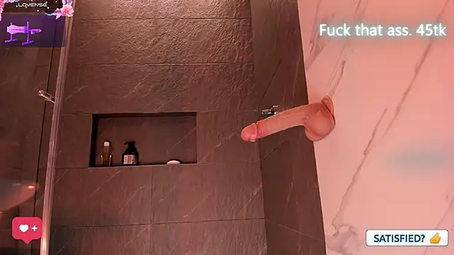 JESSI_NAOMI webcam