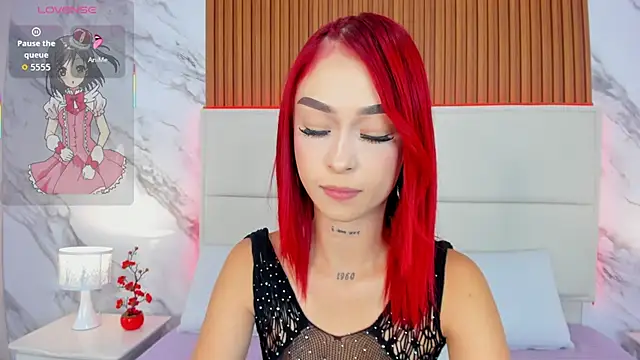 _bella_rossee_ live cam on StripChat
