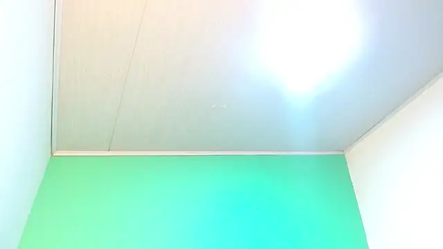 avaleri_cherry webcam
