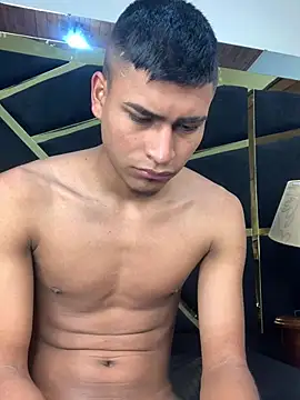 emiliano_reyes (M twink) - put bigger dildo