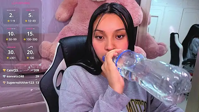 lia_harper_t webcam