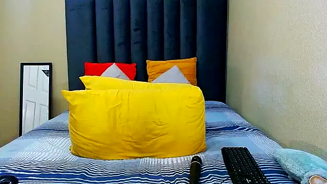 SexyMiaC live cam on StripChat