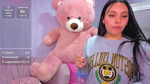 lia_harper_t webcam