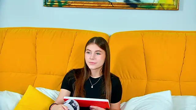 EricaFoxes webcam