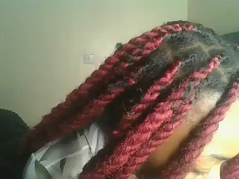 Prettyquueen live cam on StripChat