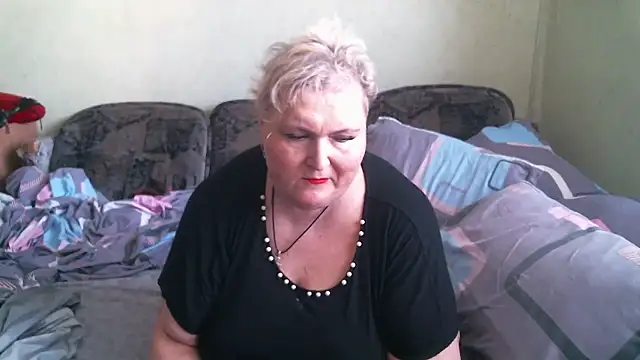 Lana555 live cam on StripChat