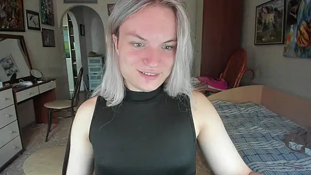 milliKira006 live cam on StripChat