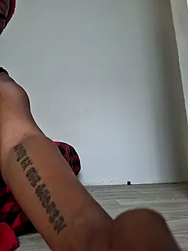 Kamdollie live cam on StripChat