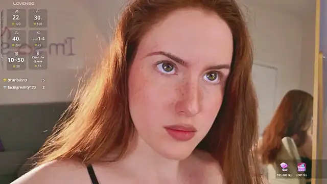 ChloeAster live cam on StripChat