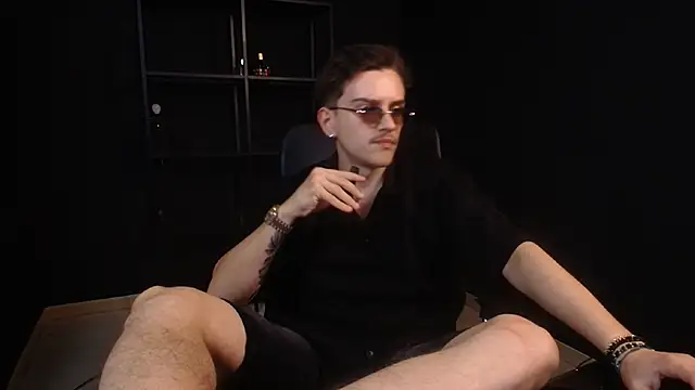 FelixStarkk live cam on StripChat